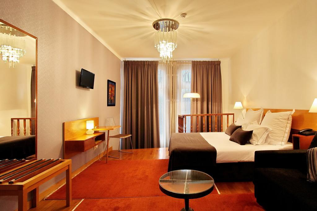 Hotel Mestre De Avis Guimaraes Bagian luar foto