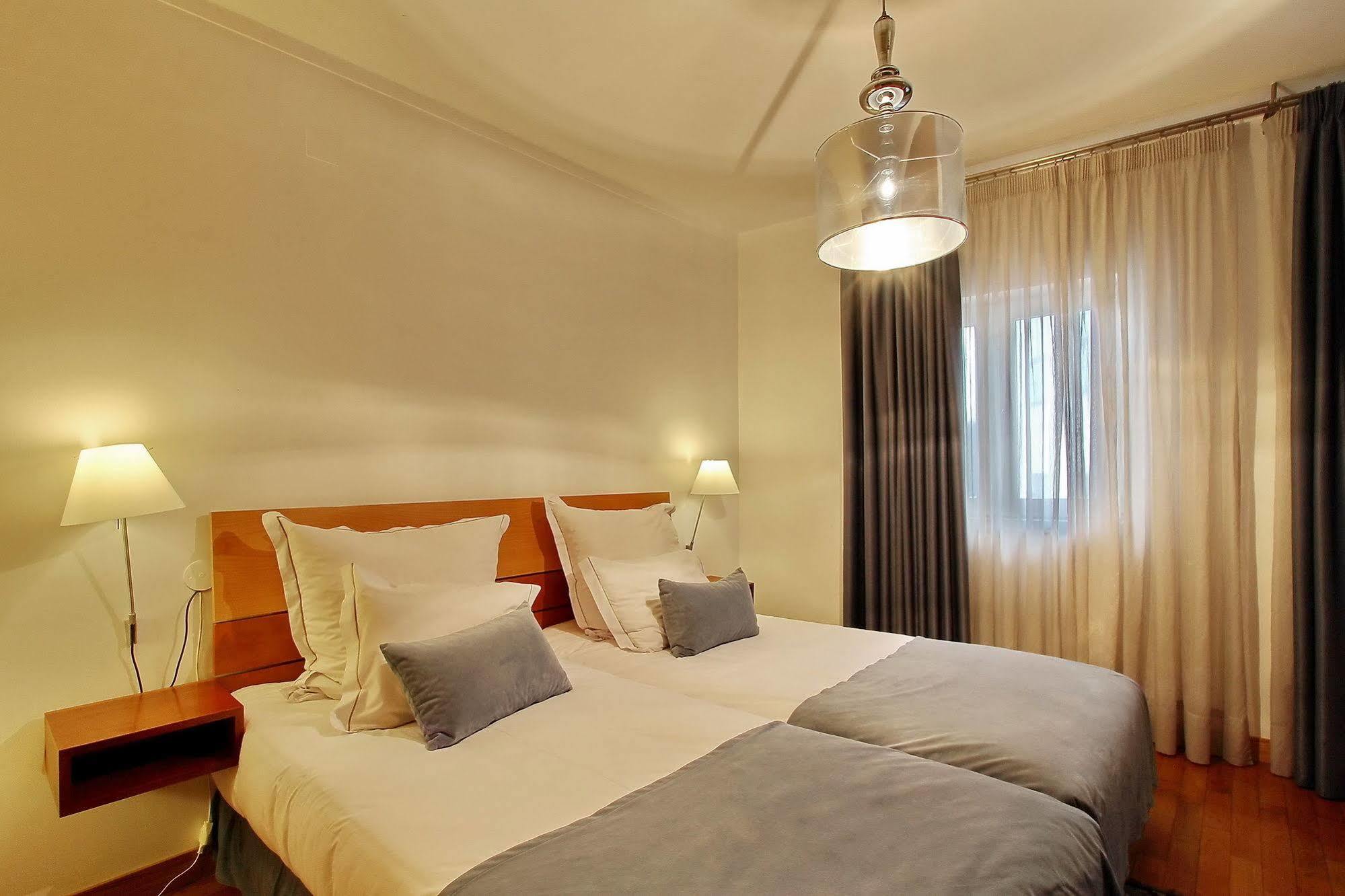 Hotel Mestre De Avis Guimaraes Bagian luar foto