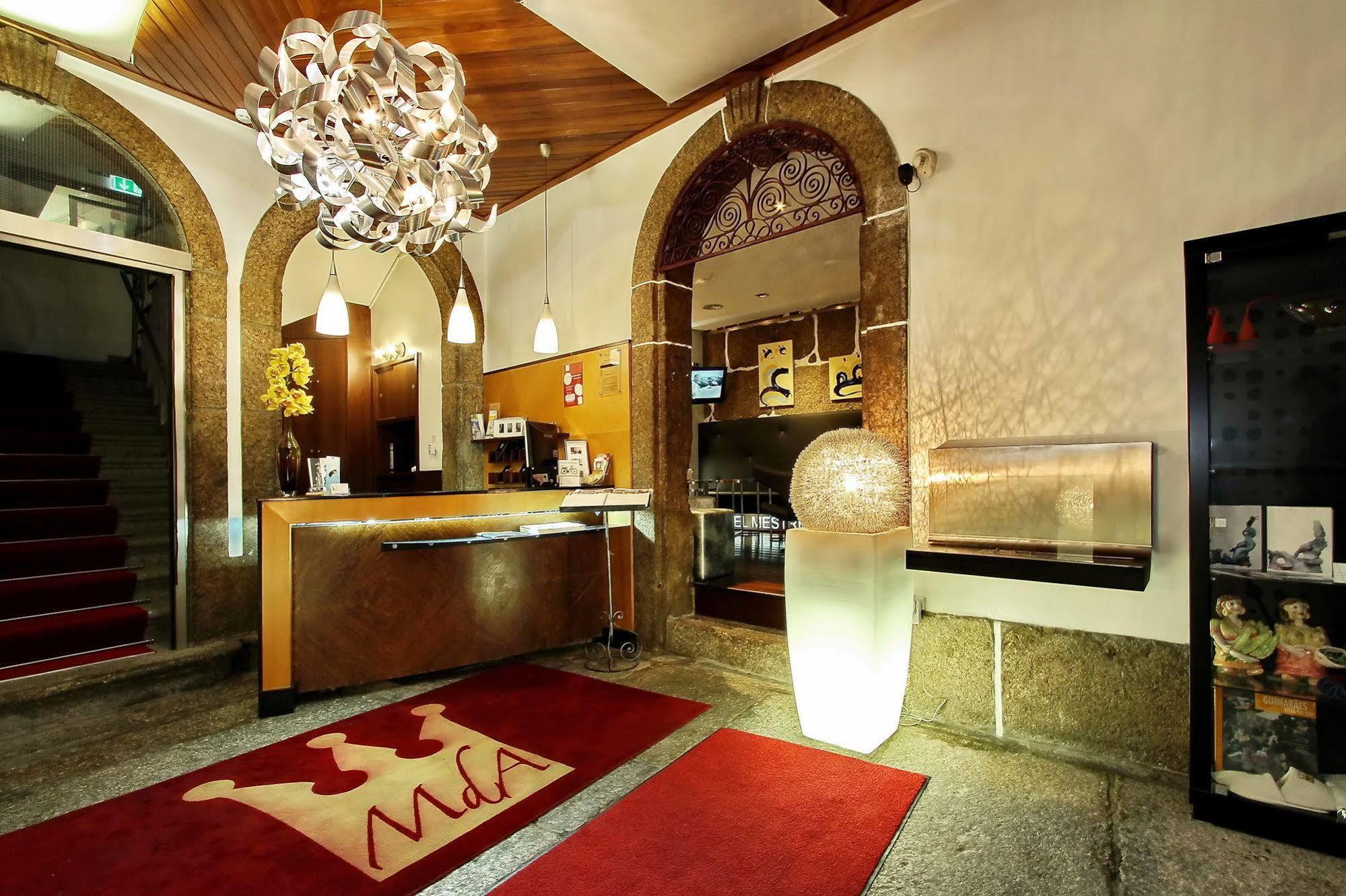 Hotel Mestre De Avis Guimaraes Bagian luar foto